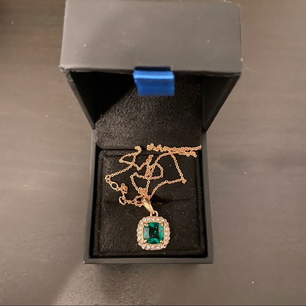Emerald Rose Gold Necklace + Earrings